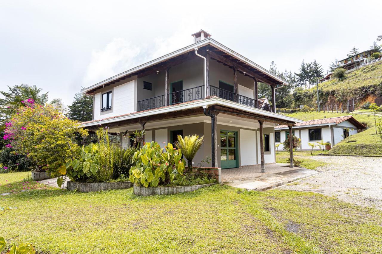Hotel Soy Local Guatapé Exterior foto